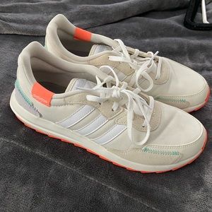 Adidas Retro Sneakers